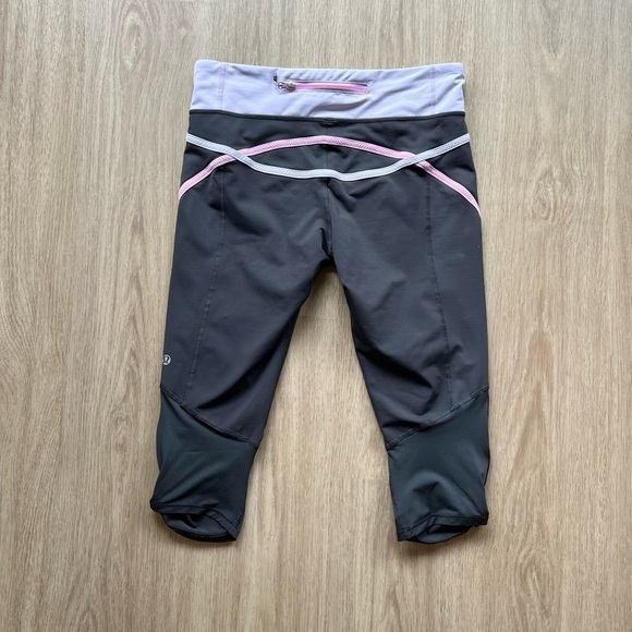 Lululemon Cropped Leggings - Picture 2 of 9